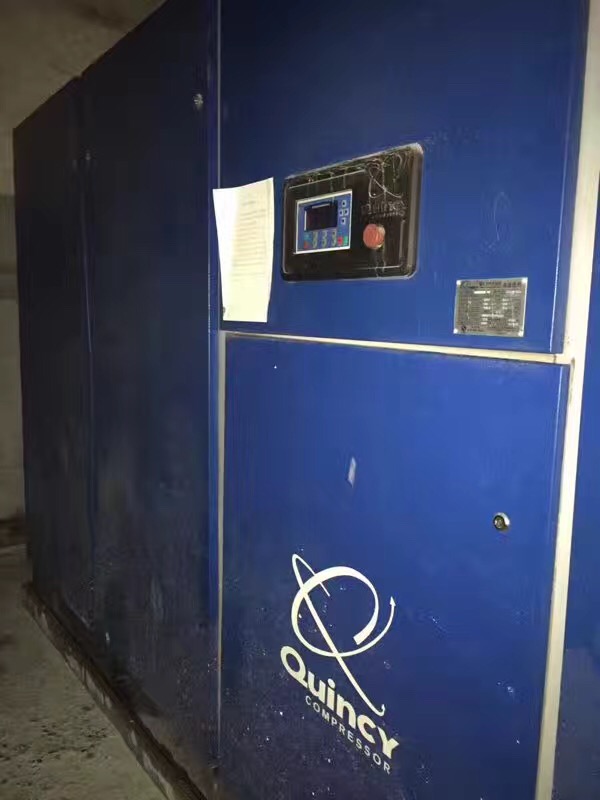 風石機械講解干式無油螺桿空壓機與水潤滑無油空壓機的區(qū)別